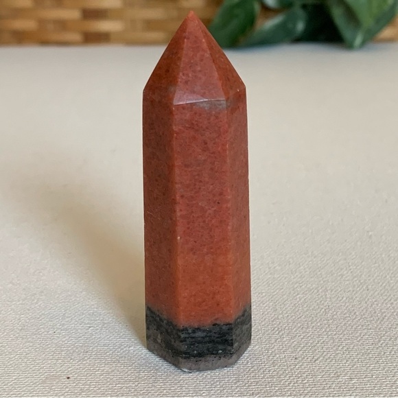 Red Calcite Crystal Tower Healing Point Obelisk Chakra Stone Reiki Wand 3.2" 68g - Picture 7 of 14